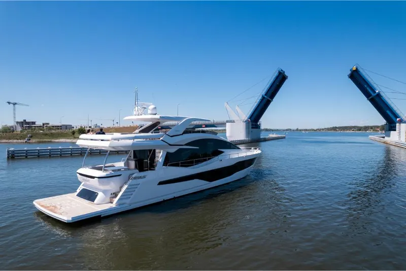 Slide: The Image of Galeon 800 Fly 2023 - 84