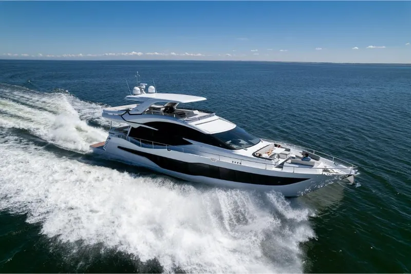 Slide: The Image of Galeon 800 Fly 2023 - 87