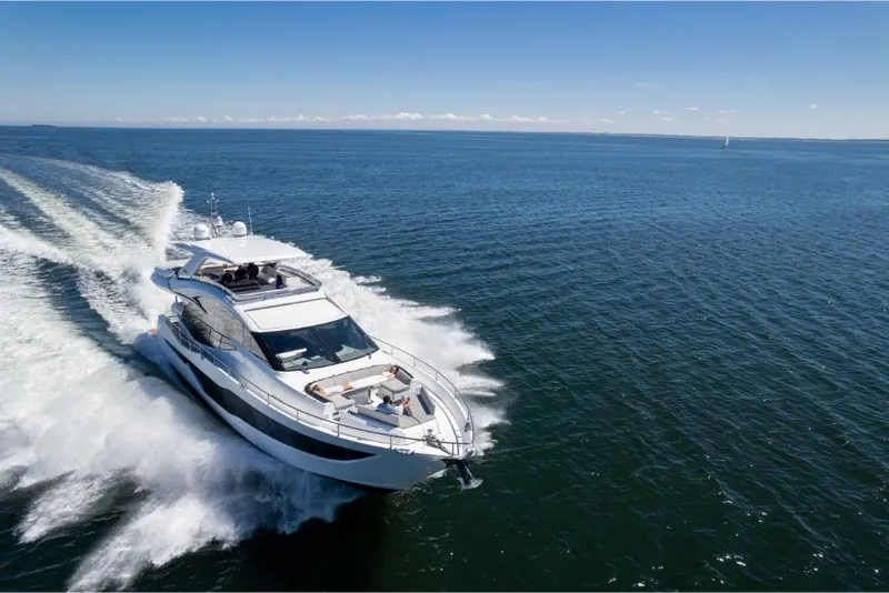 Slide: The Image of Galeon 800 Fly 2023 - 89