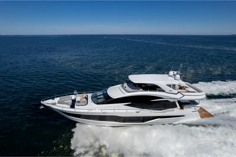 Slide: The Image of Galeon 800 Fly 2023 - 92