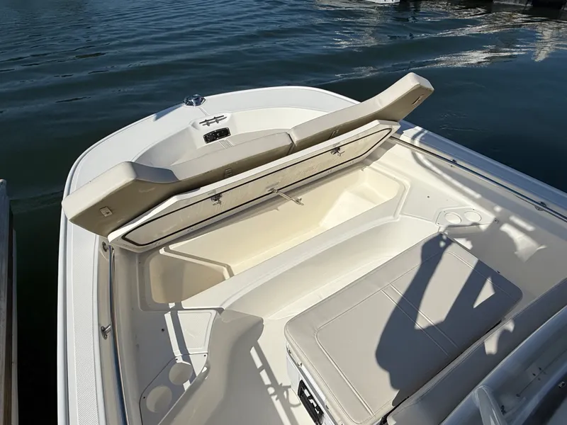 Slide: The Image of Boston Whaler 190 Montauk 2027 - 22