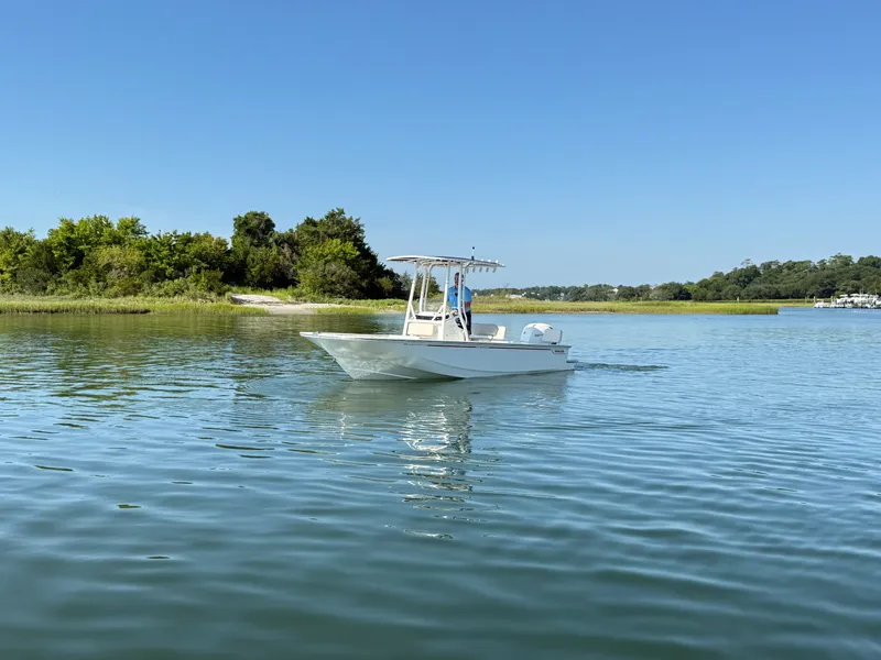 Slide: The Image of Boston Whaler 190 Montauk 2027 - 6