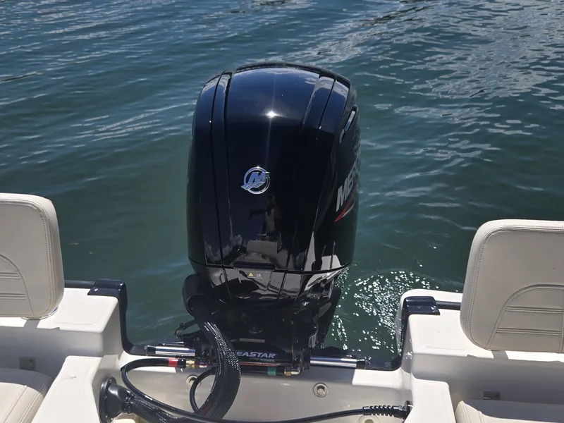 Slide: The Image of Boston Whaler 170 Montauk 2027 - 6