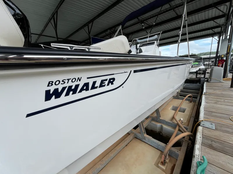Slide: The Image of Boston Whaler 170 Montauk 2027 - 2