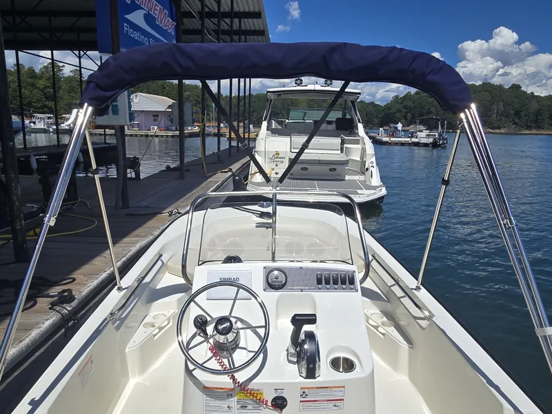 Slide: The Image of Boston Whaler 170 Montauk 2027 - 12