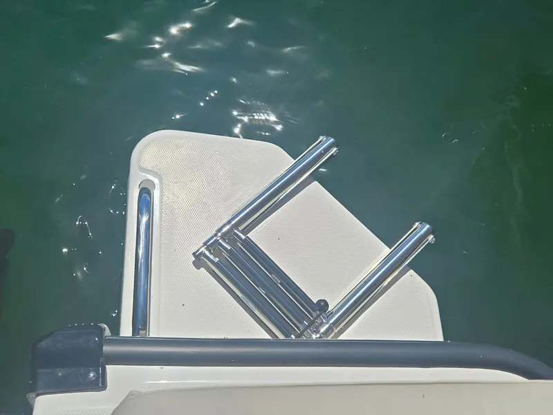 Slide: The Image of Boston Whaler 170 Montauk 2027 - 7