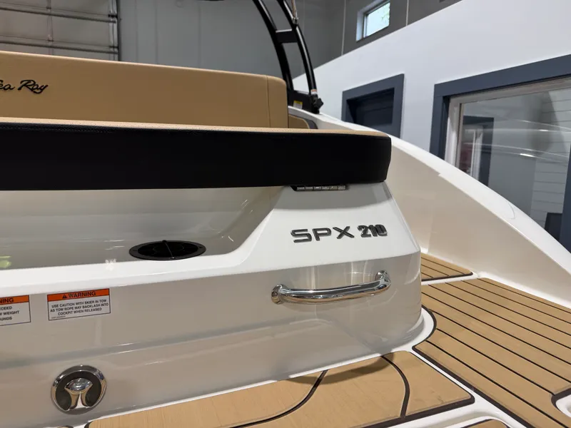 Slide: The Image of Sea Ray SPX 210 2027 - 9
