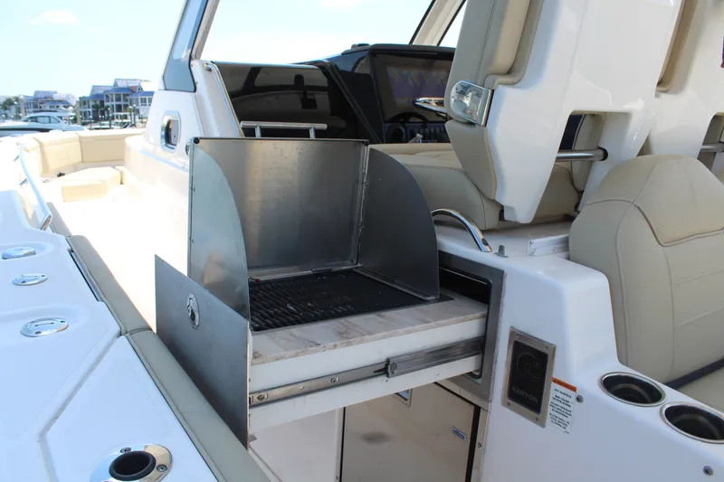 Slide: The Image of Pursuit S 368 SPORT 2019 - 43