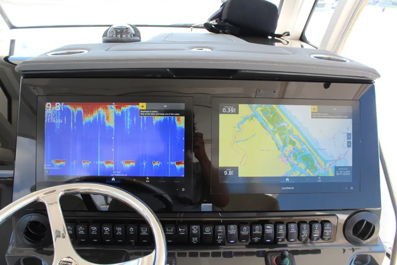 Slide: The Image of Pursuit S 368 SPORT 2019 - 36