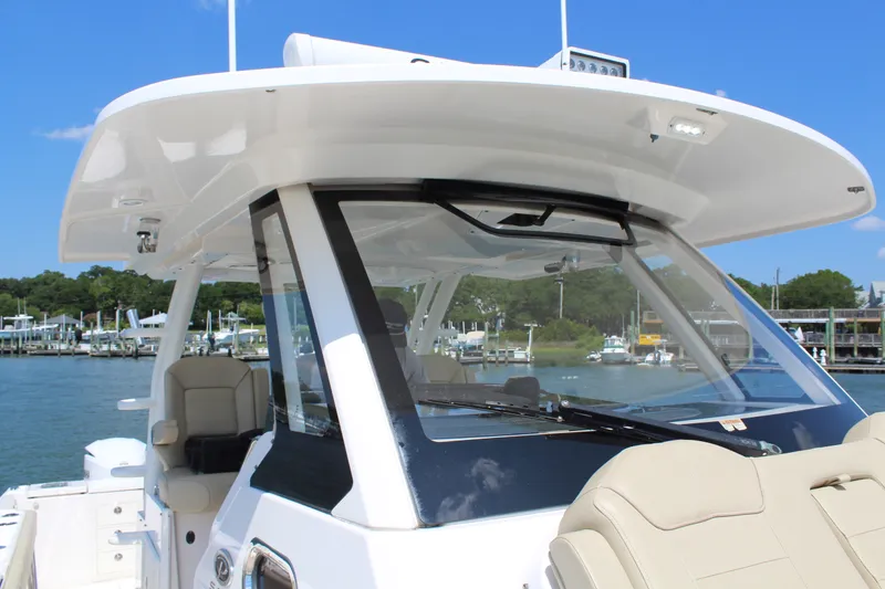 Slide: The Image of Pursuit S 368 SPORT 2019 - 30