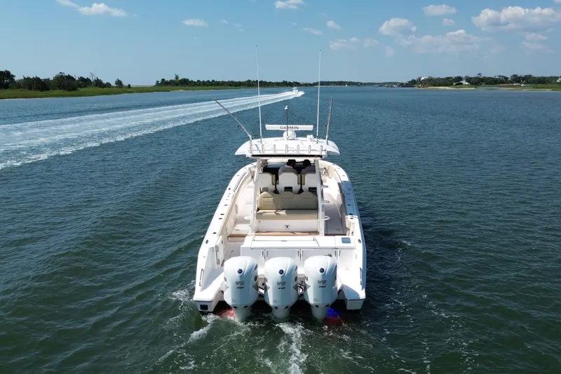 Slide: The Image of Pursuit S 368 SPORT 2019 - 8