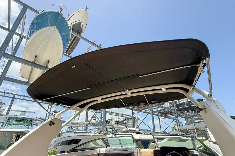 Slide: The Image of Sea Ray 270 SDX-OB 2019 - 6