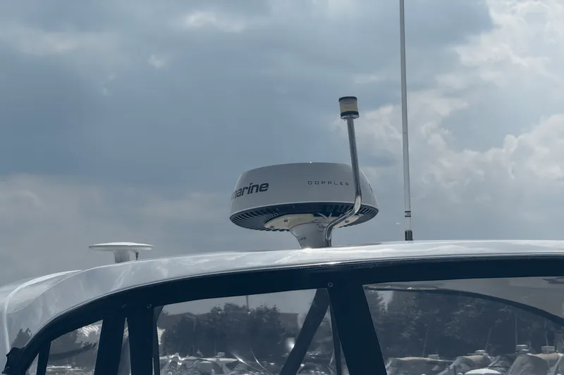 Slide: The Image of Rinker 360 EXPRESS 2015 - 12