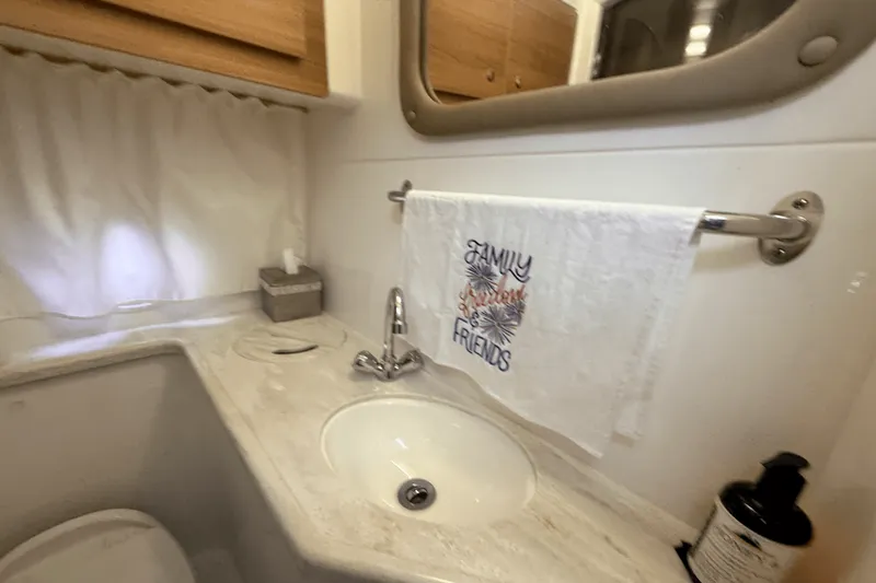 Slide: The Image of Rinker 360 EXPRESS 2015 - 24