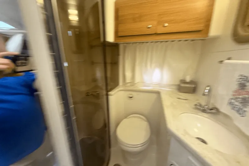 Slide: The Image of Rinker 360 EXPRESS 2015 - 25