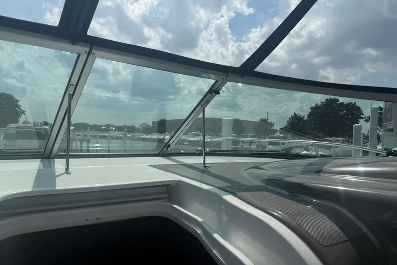 Slide: The Image of Rinker 360 EXPRESS 2015 - 34