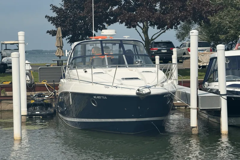 Slide: The Image of Rinker 360 EXPRESS 2015 - 4