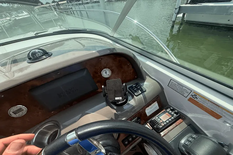 Slide: The Image of Rinker 360 EXPRESS 2015 - 44