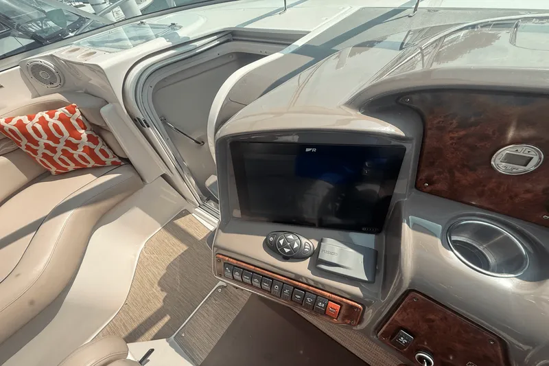 Slide: The Image of Rinker 360 EXPRESS 2015 - 45