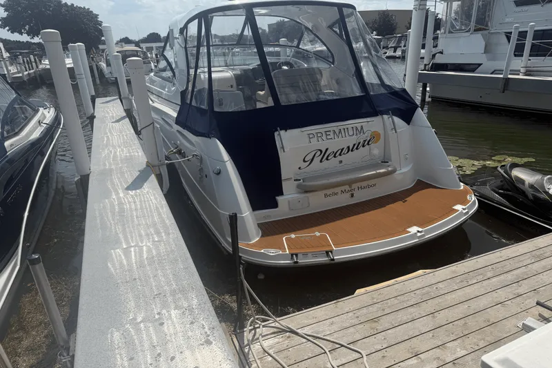 Slide: The Image of Rinker 360 EXPRESS 2015 - 87