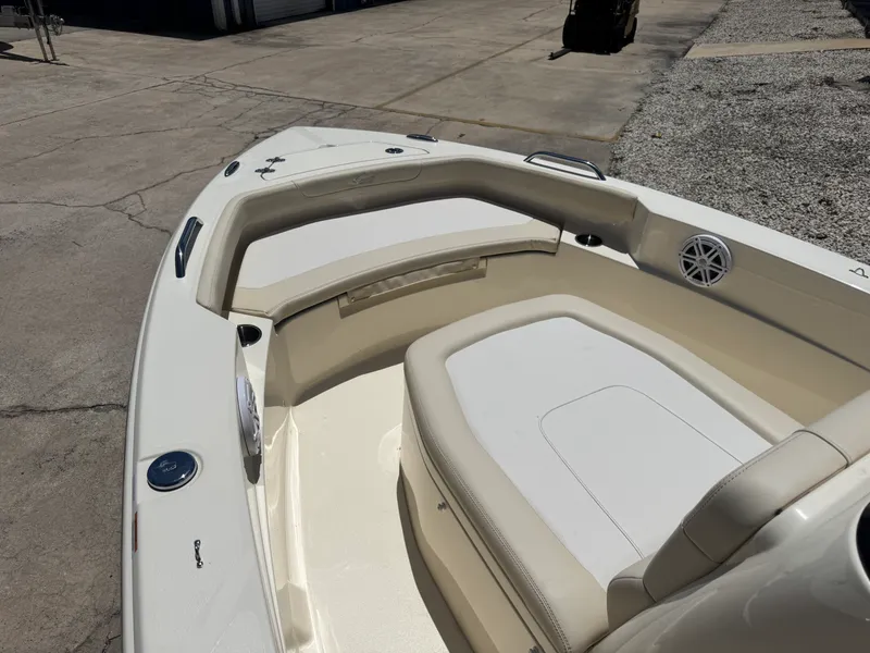 Slide: The Image of Scout 188 Sportfish 2027 - 14