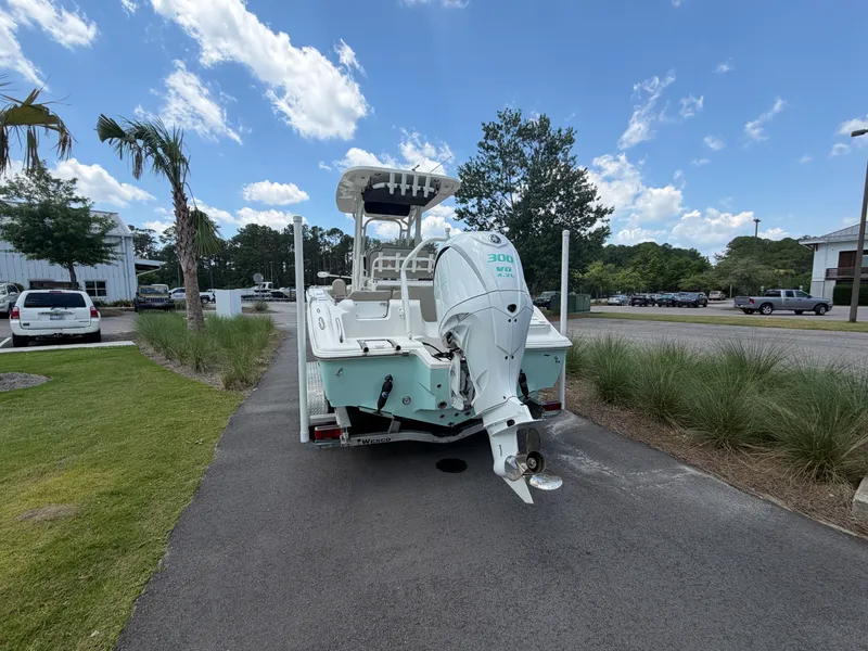 Slide: The Image of Key West 239FS 2023 - 4