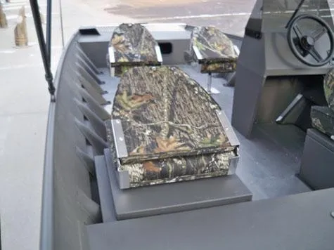 Slide: The Image of Alweld 1752 Sport Jet Boat 2026 - 8
