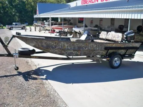 Slide: The Image of War Eagle 860LDBR Side Console 2025 - 2