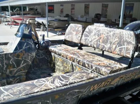 Slide: The Image of War Eagle 860LDBR Side Console 2025 - 4