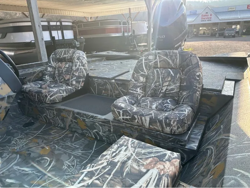 Slide: The Image of War Eagle IN STOCK 2170 Black Hawk Catfish Side Console 2025 - 7