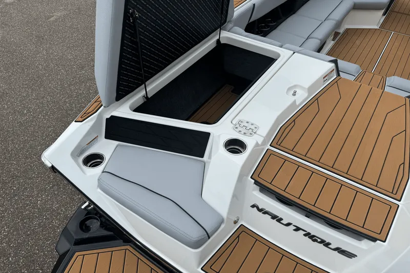 Slide: The Image of Nautique S23SUPER AIR 2026 - 10