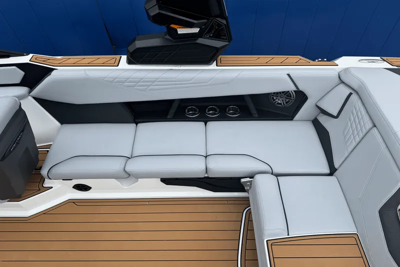 Slide: The Image of Nautique S23SUPER AIR 2026 - 25