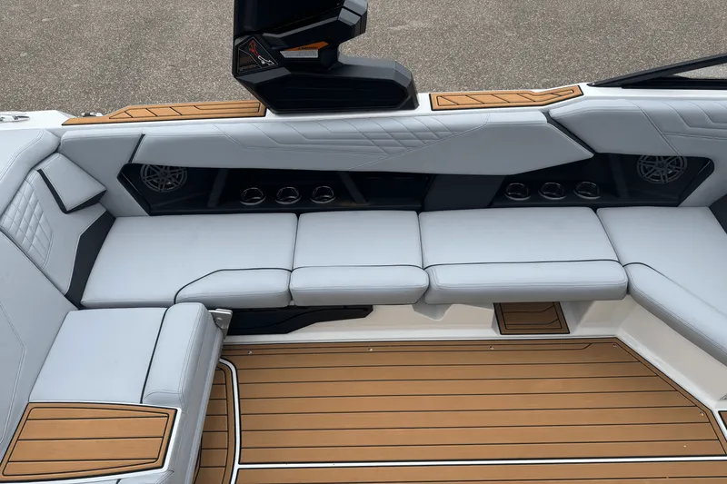 Slide: The Image of Nautique S23SUPER AIR 2026 - 32