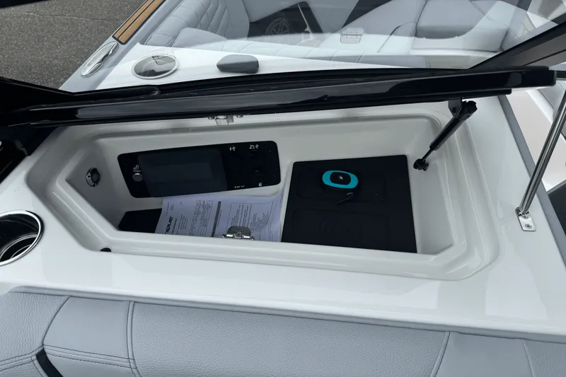 Slide: The Image of Nautique S23SUPER AIR 2026 - 41