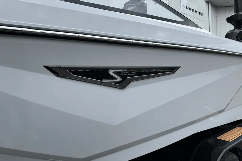 Slide: The Image of Nautique Super Air Nautique S23 2026 - 3