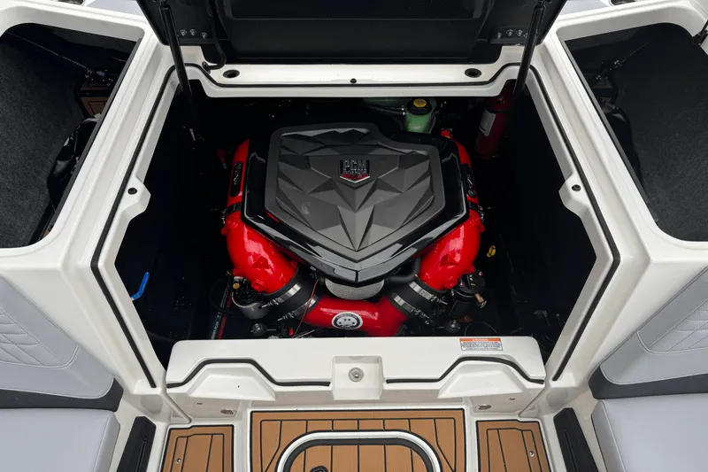 Slide: The Image of Nautique Super Air Nautique S23 2026 - 23
