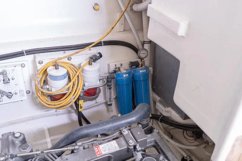 Slide: The Image of Catamaran Bloomfield 86 Motorsailor 2025 - 53