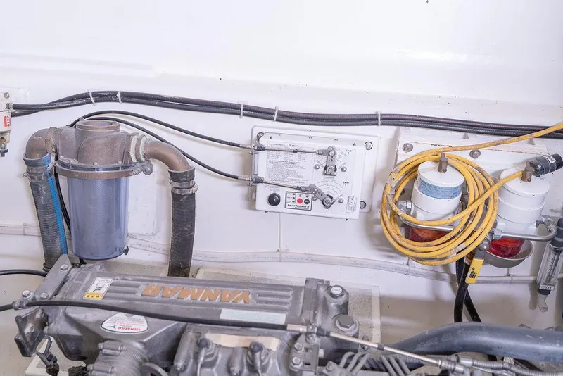 Slide: The Image of Catamaran Bloomfield 86 Motorsailor 2025 - 54