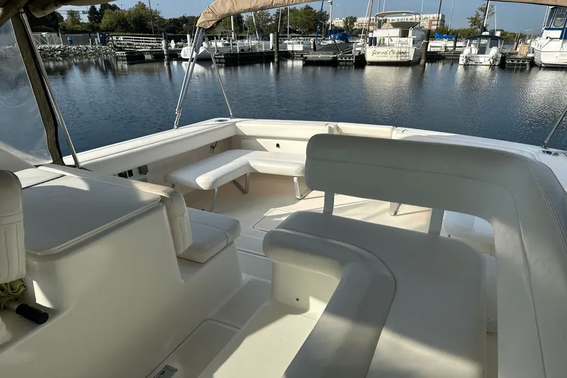 Slide: The Image of Tiara 2900 CORONET 1999 - 11