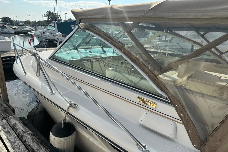 Slide: The Image of Tiara 2900 CORONET 1999 - 3