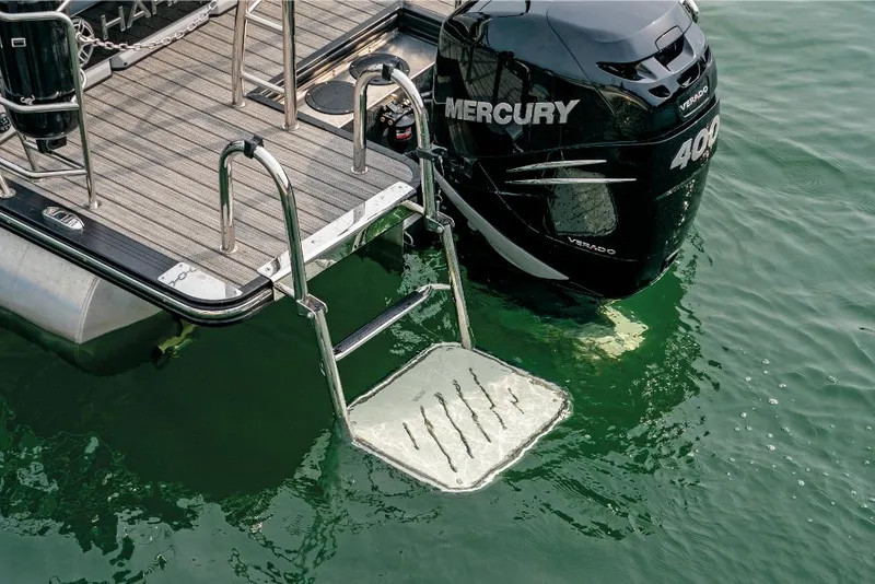 Slide: The Image of Harris Grand Mariner 250 boat with Mercury 400 engine and swim ladder, 2022 model. - 28
