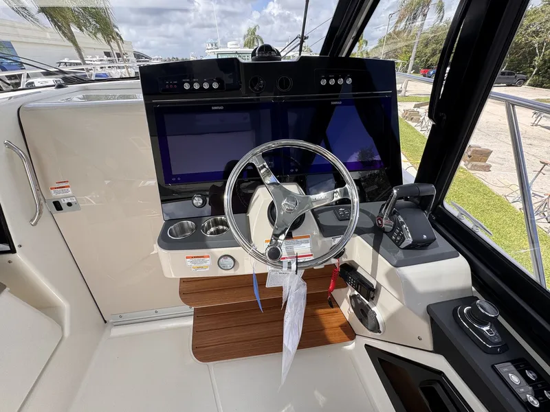 Slide: The Image of Boston Whaler 365 Conquest 2025 - 11