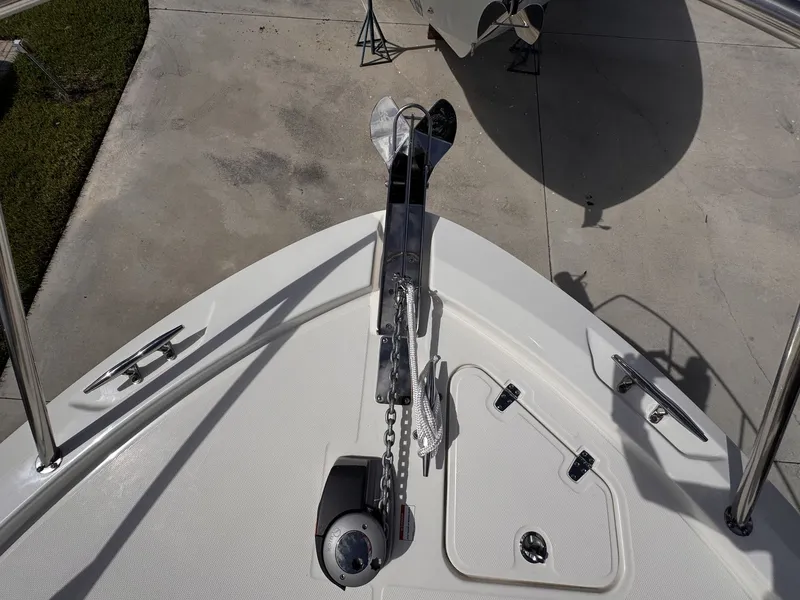 Slide: The Image of Boston Whaler 365 Conquest 2025 - 19