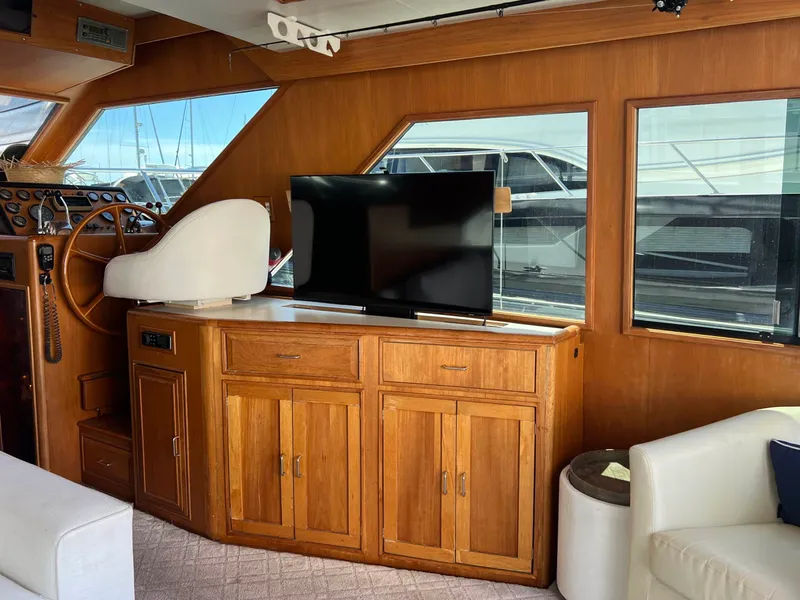 Slide: The Image of Ocean Alexander 42 Sedan 1990 - 19