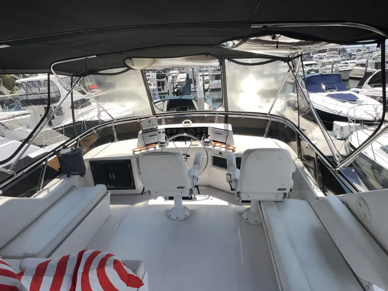 Slide: The Image of Ocean Alexander 42 Sedan 1990 - 8