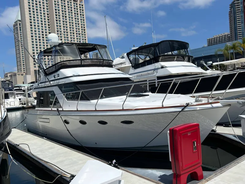 Slide: The Image of Ocean Alexander 42 Sedan 1990 - 1