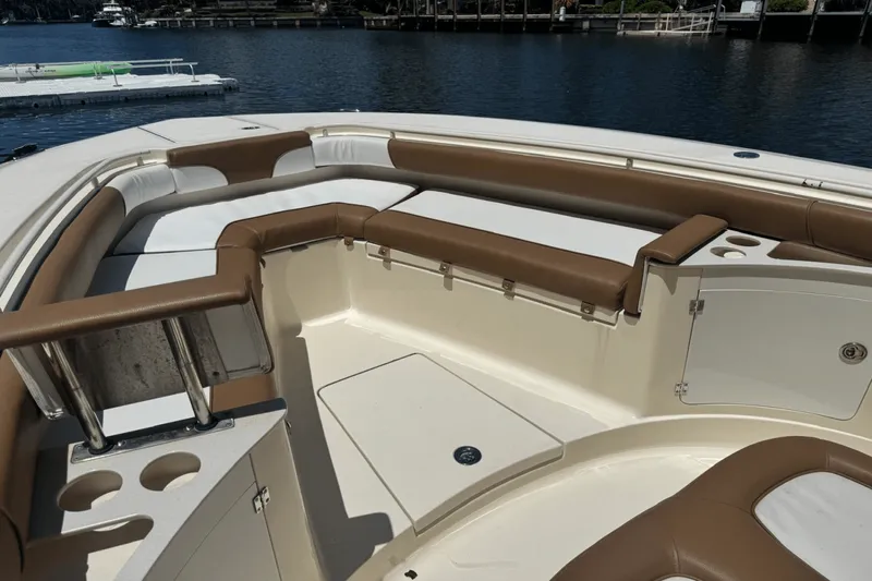 Slide: The Image of Scout 275 LXF 2013 - 17