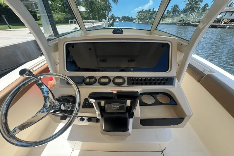 Slide: The Image of Scout 275 LXF 2013 - 25