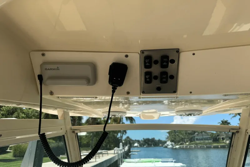 Slide: The Image of Scout 275 LXF 2013 - 27