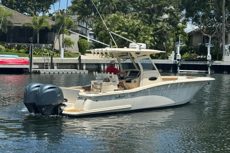 Slide: The Image of Scout 275 LXF 2013 - 3